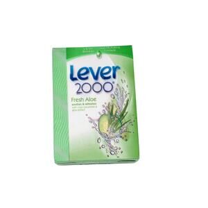 Lever 2000 Crisp Cucumber Fresh Aloe Bar Soap 4 oz. NEW Clean & Fresh Green box